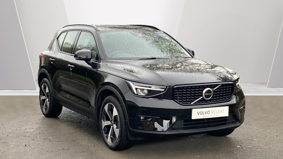 Volvo XC40 2.0 B4P Plus Dark 5dr Auto Petrol Estate